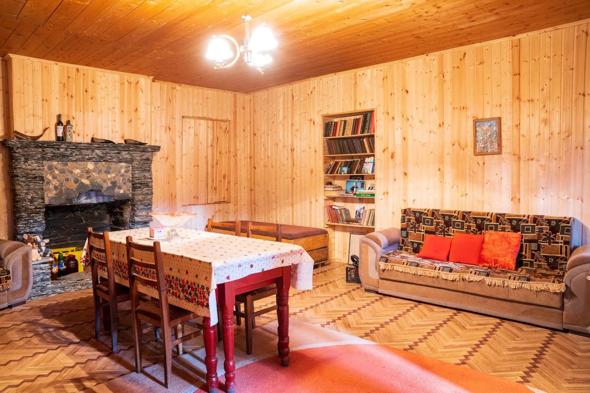 Guesthouse Svani Ushguli Luaran gambar