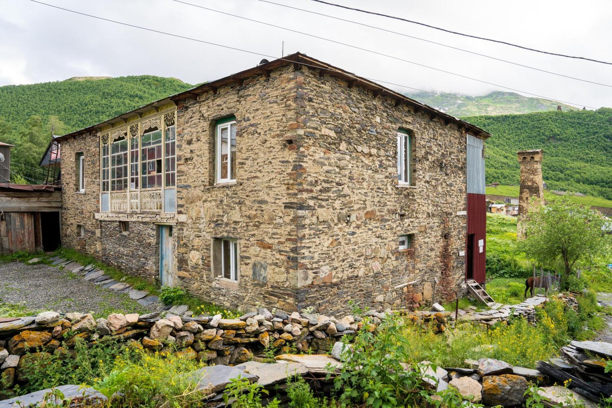 Guesthouse Svani Ushguli Luaran gambar